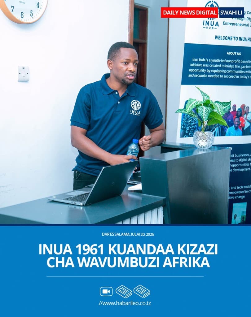 Johnas Chami presenting Inua 1961 in Dar es Salaam, Habari Leo